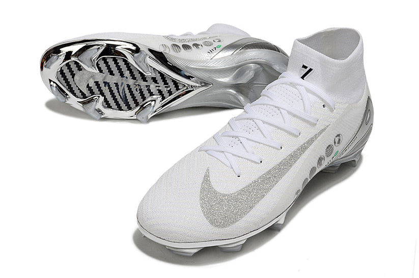 M - FUSSBALLSCHUHE
