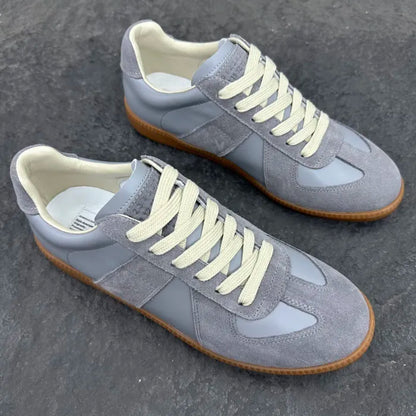 M - SNEAKERS
