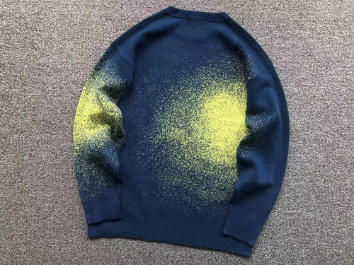 L - SWEATER