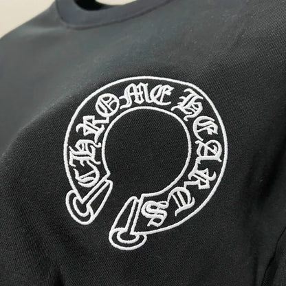 P - SWEATER
