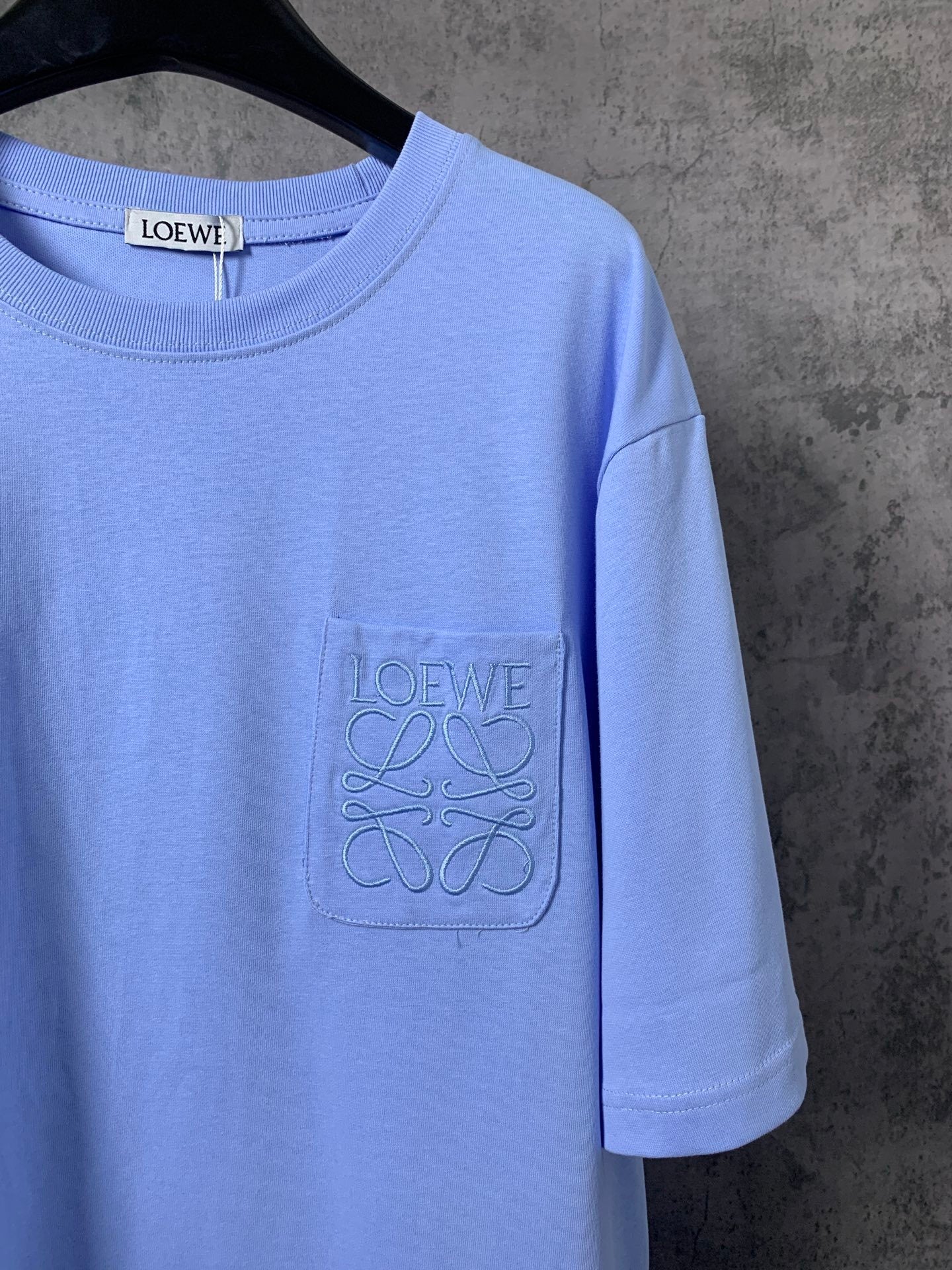 L - TSHIRT