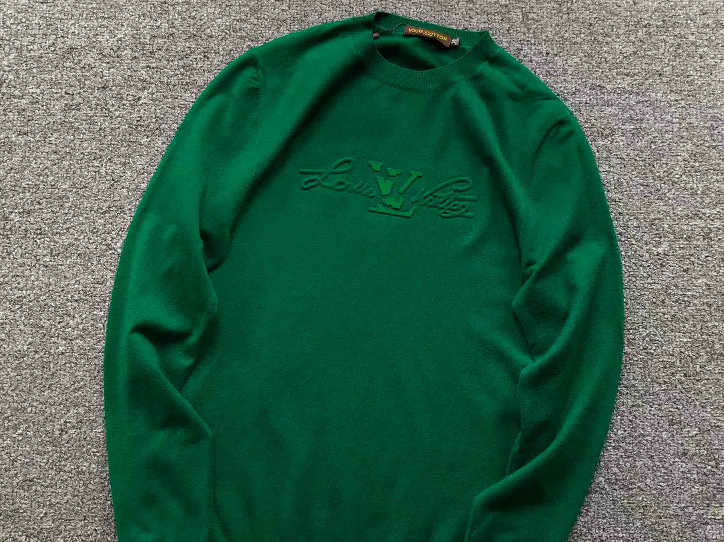 L - SWEATER