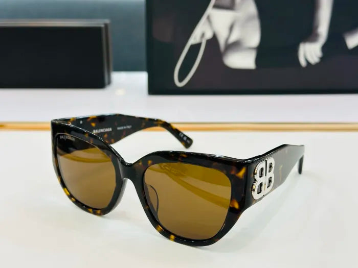 B - SONNENBRILLEN