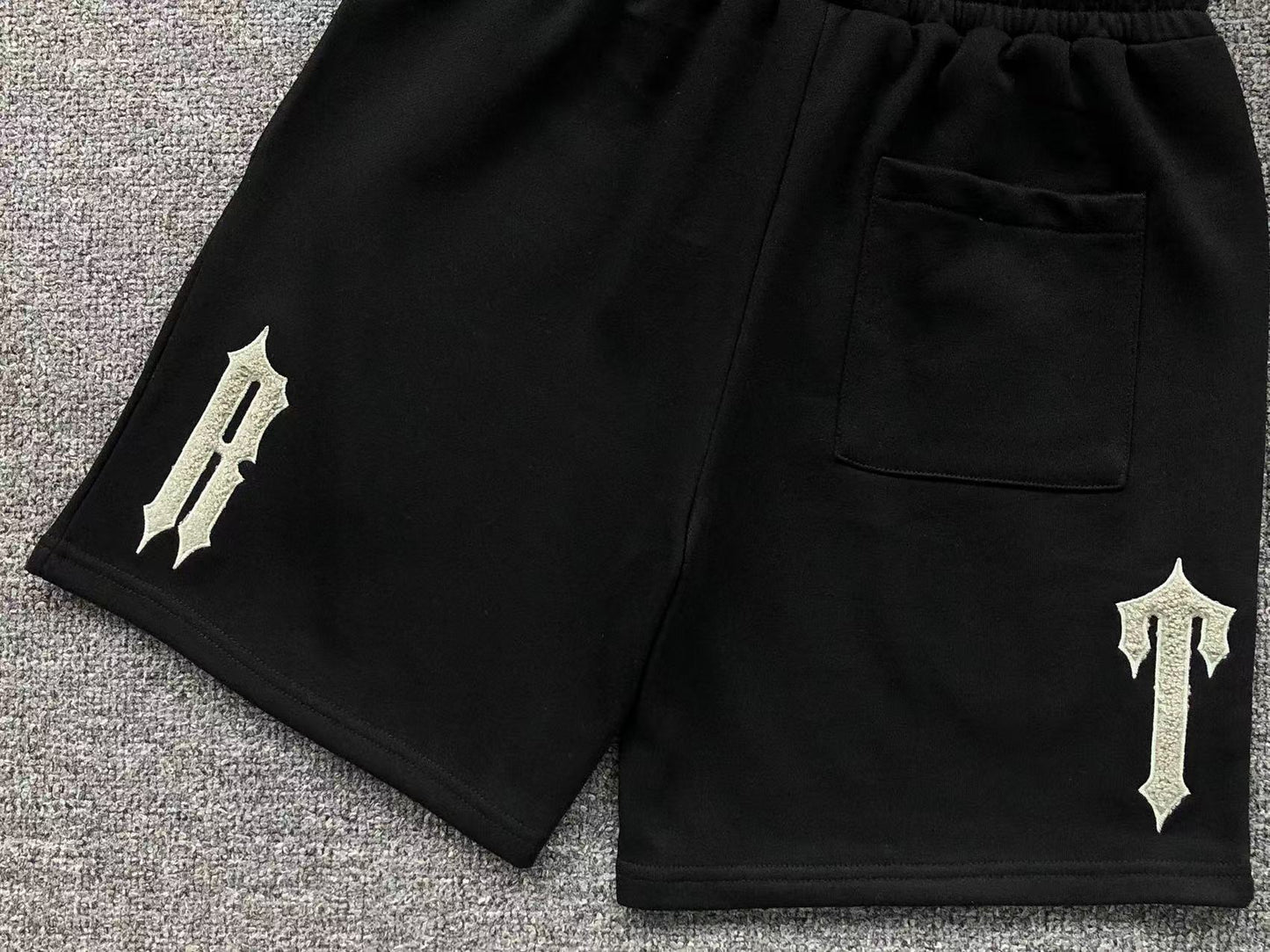 T - SHORTS