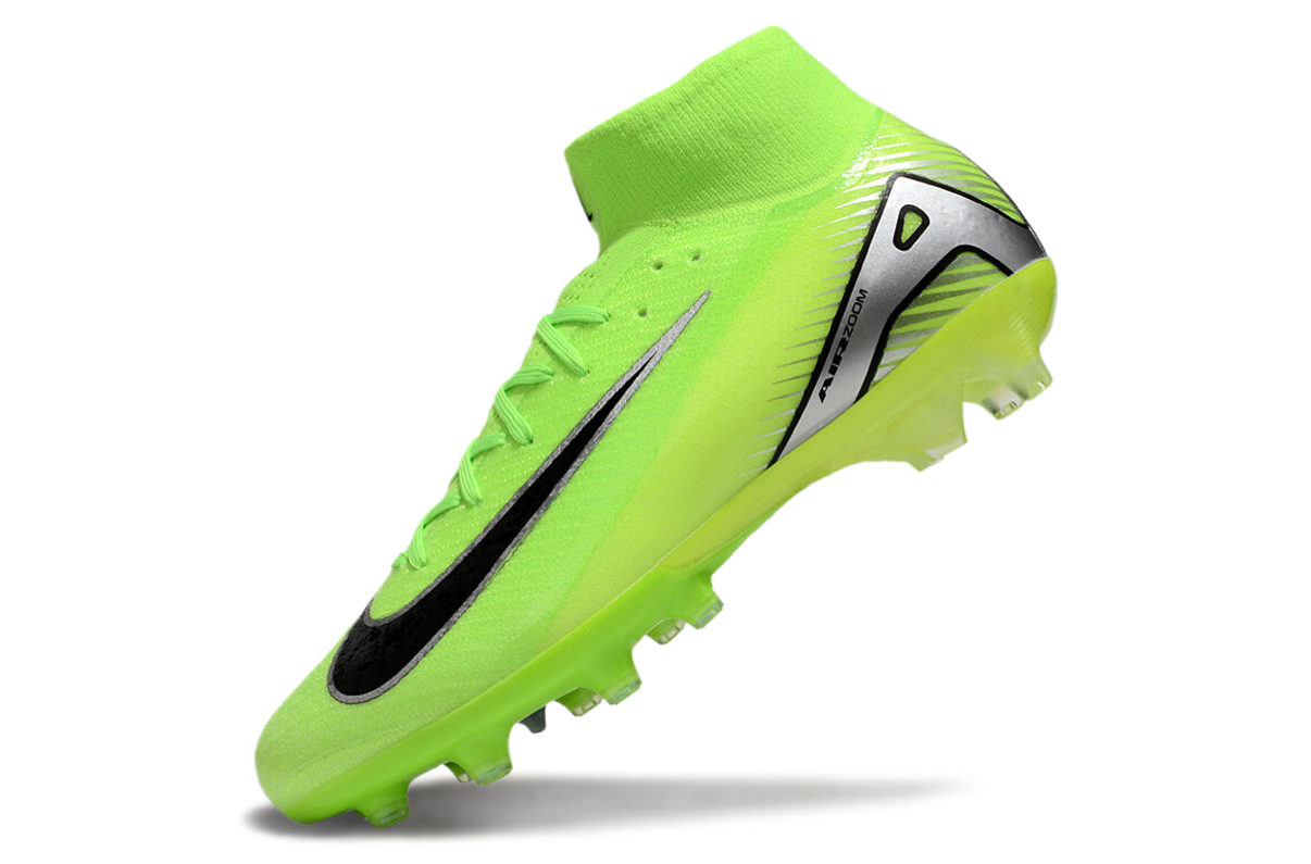 M - FUSSBALLSCHUHE
