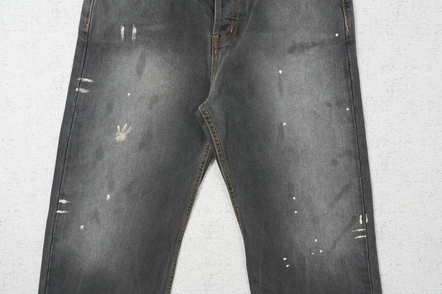 A - JEANS