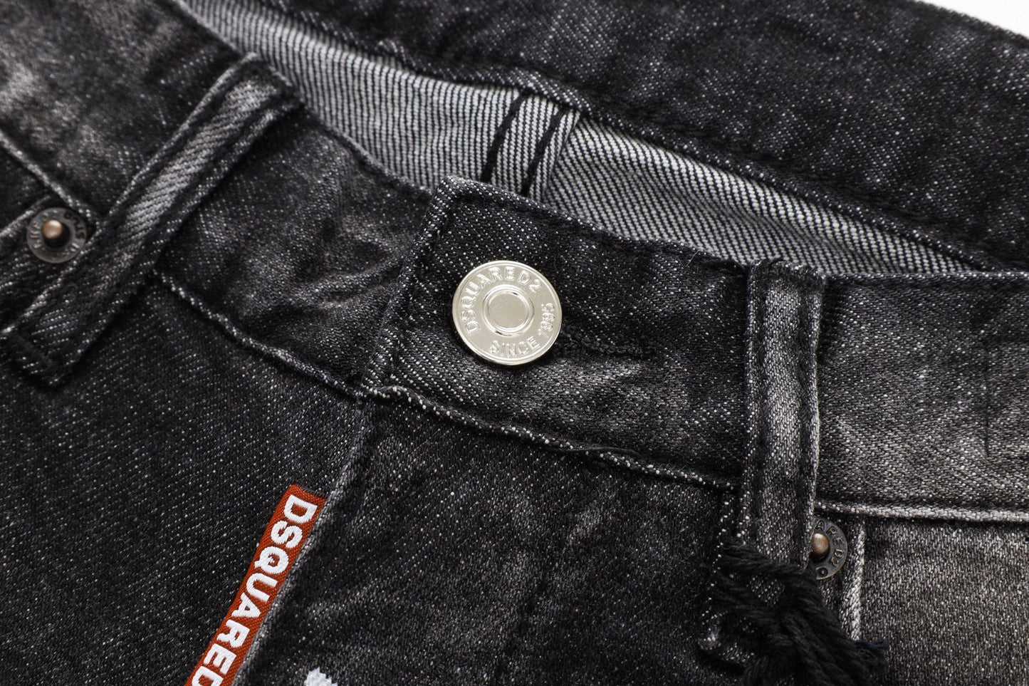 D - JEANS