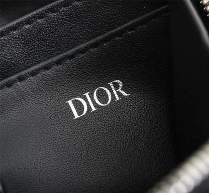 D - TASCHE
