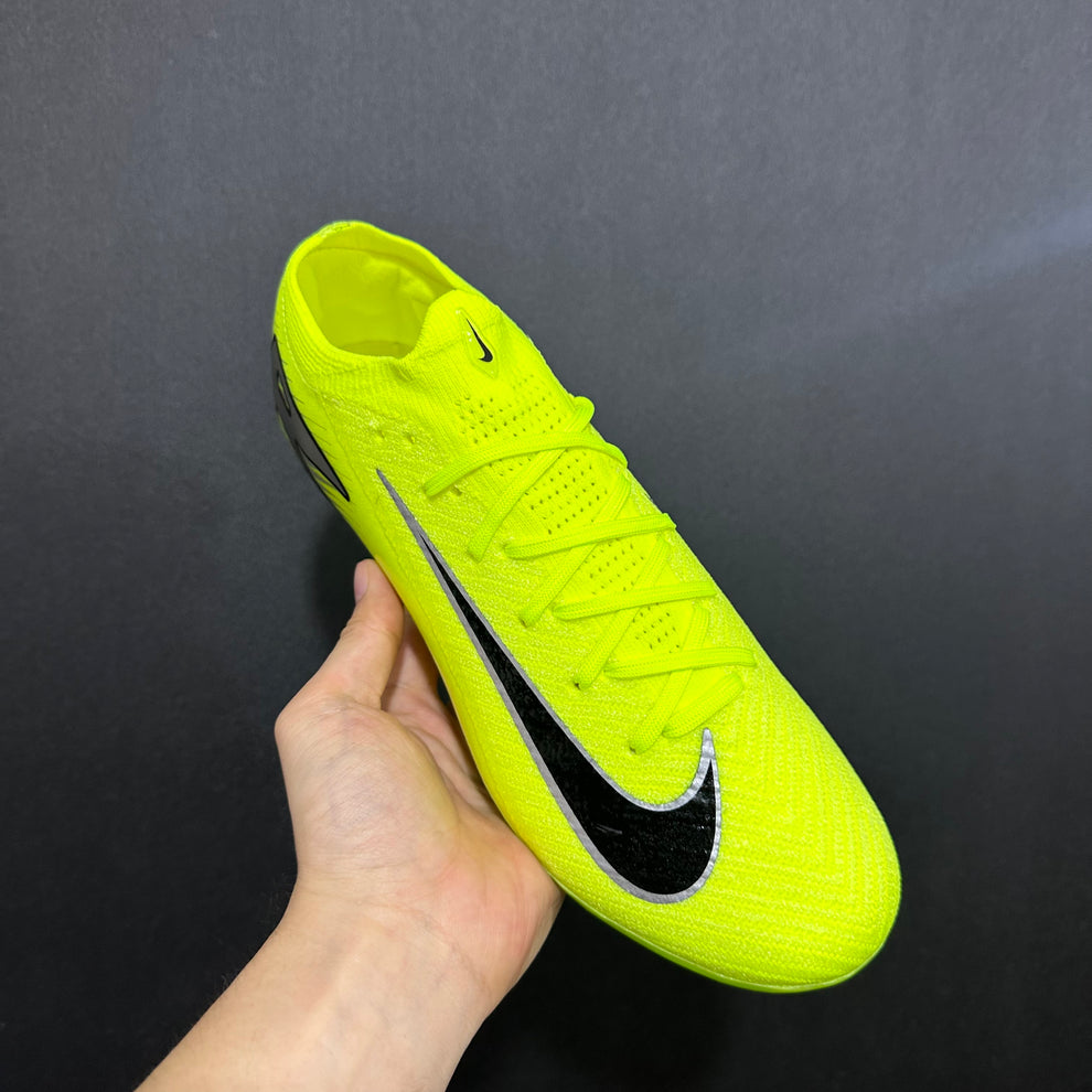 M - FUSSBALLSCHUHE