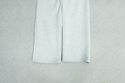 B - SWEATPANTS