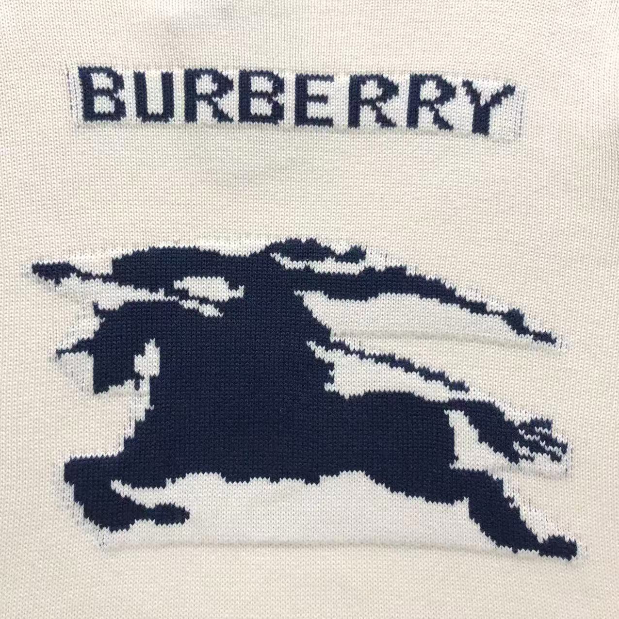 B - SWEATER