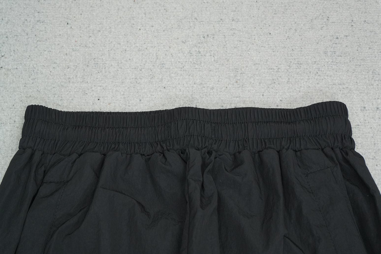 M - SWEATPANTS