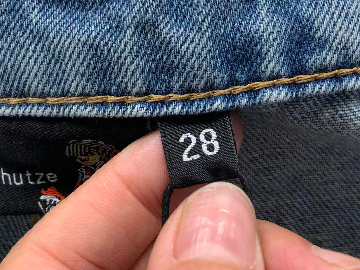D - SHORTS