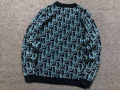 D - SWEATER
