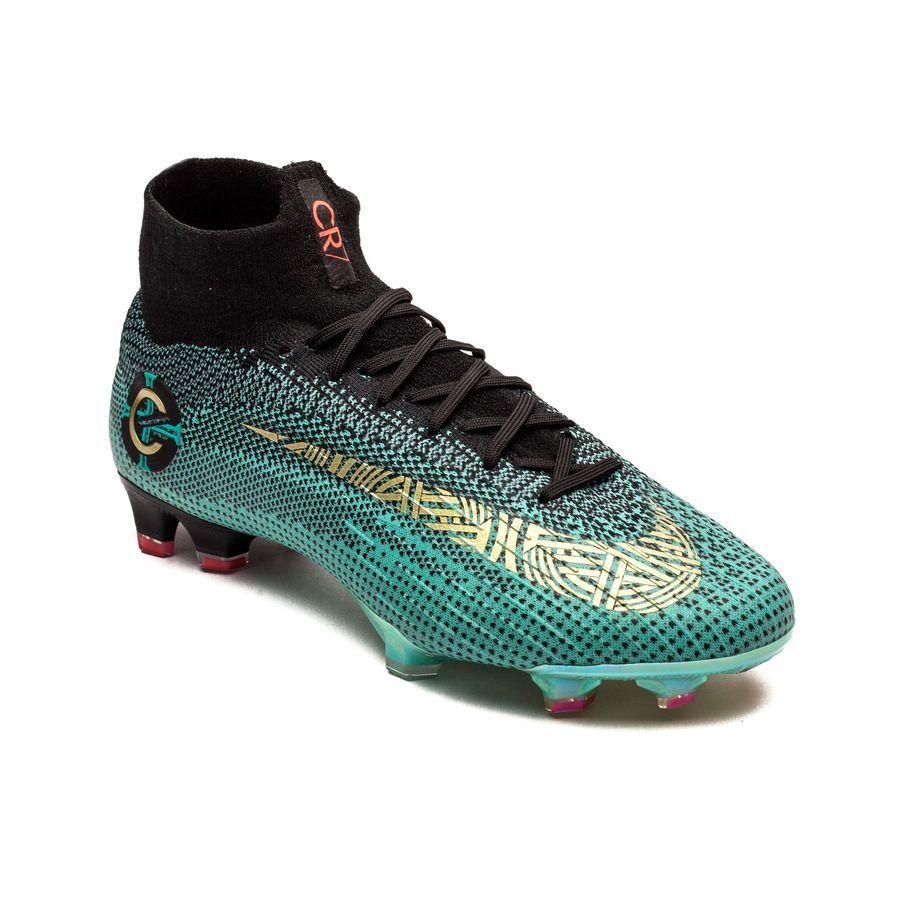 S - FUSSBALLSCHUHE