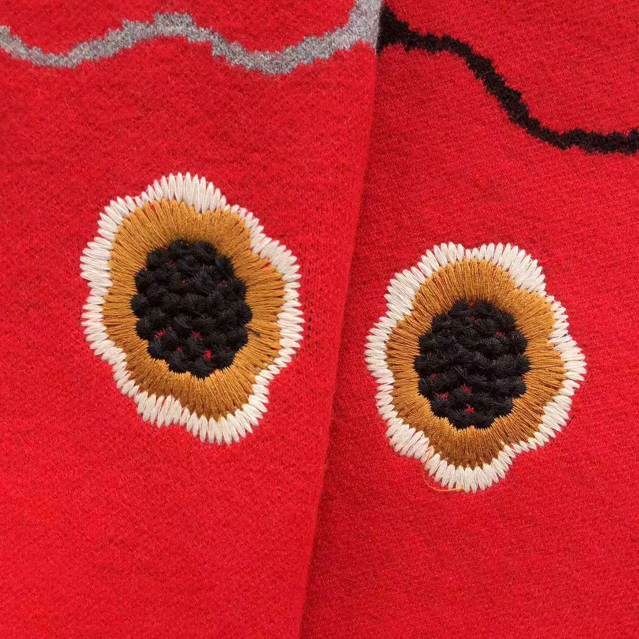 L - SWEATER