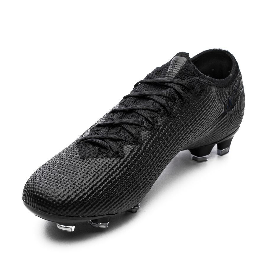 M - FUSSBALLSCHUHE