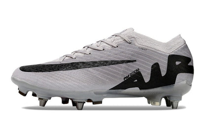 M - FUSSBALLSCHUHE