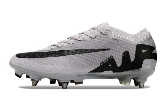 M - FUSSBALLSCHUHE